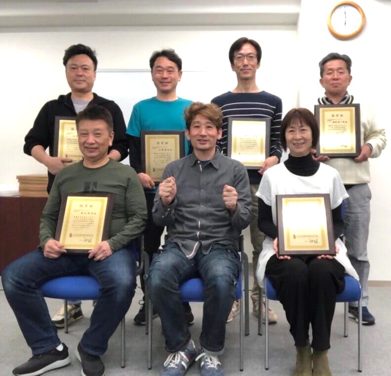 東大阪市の自律神経整体のおおくま整骨院。自律神経について専門的に学んでいる仲間たち。